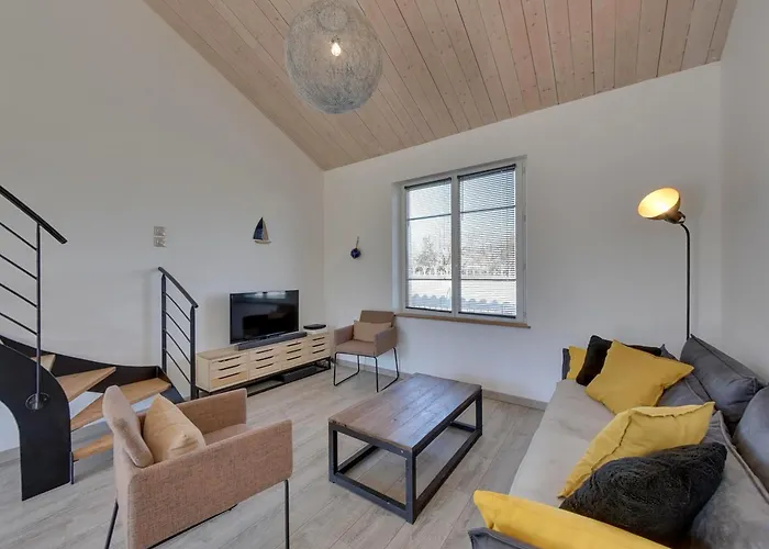 Сasa de vacaciones Maison Rénovée Avec Piscine, Jardin Clos Et Terrasse, à 5 Min De La Et Des Commerces - Fr-1-706-5